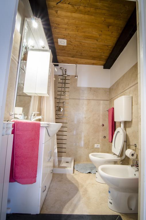 Appartamento Carrerapiana Pigna Rum bild