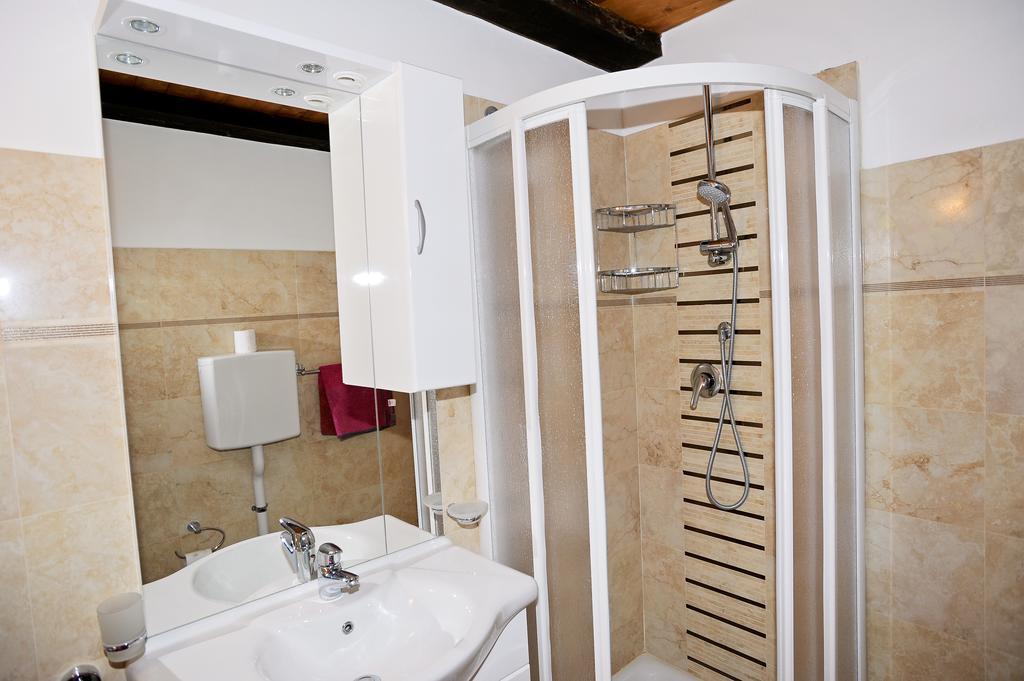 Appartamento Carrerapiana Pigna Exteriör bild